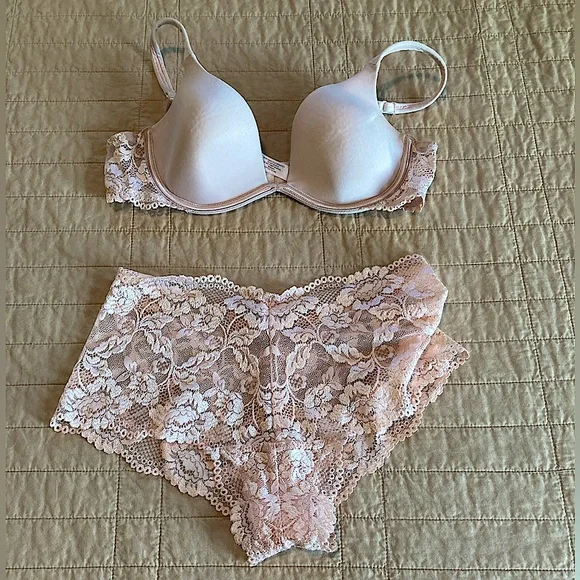 Lace boy shorts victoria's secret hot sale